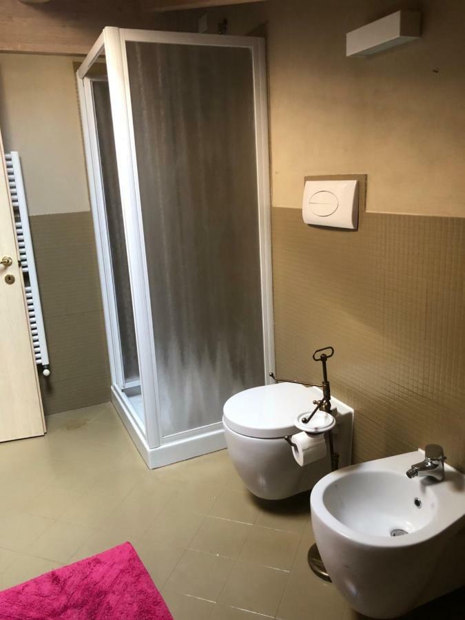 Senza Pensieri Residence Carlo Urbino Crema Bagian luar foto