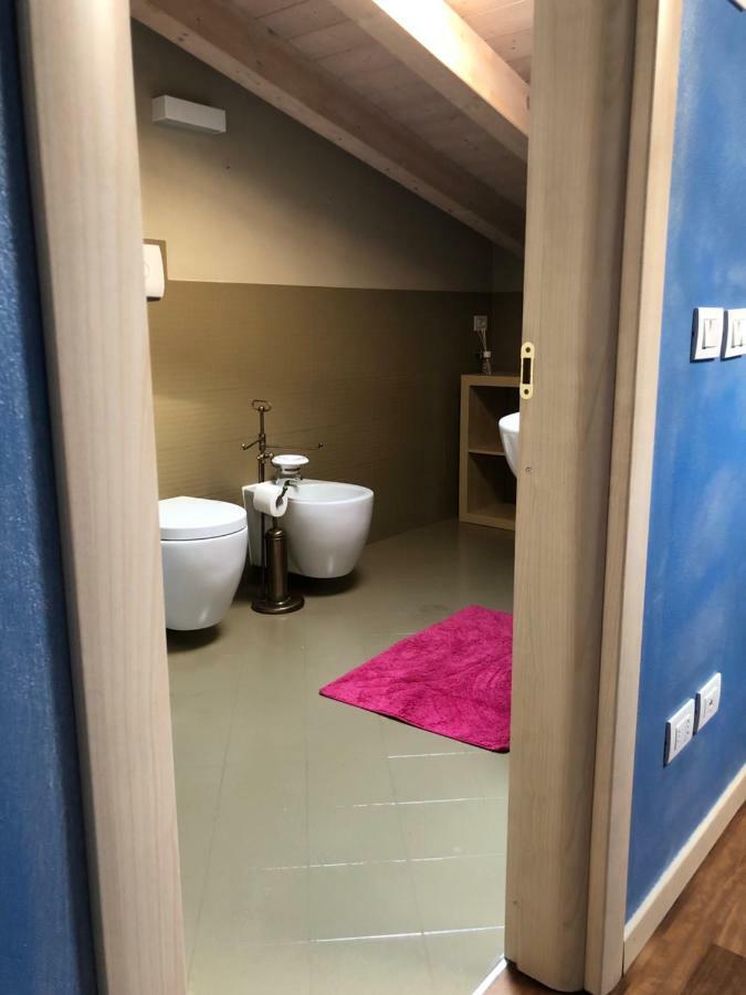 Senza Pensieri Residence Carlo Urbino Crema Bagian luar foto