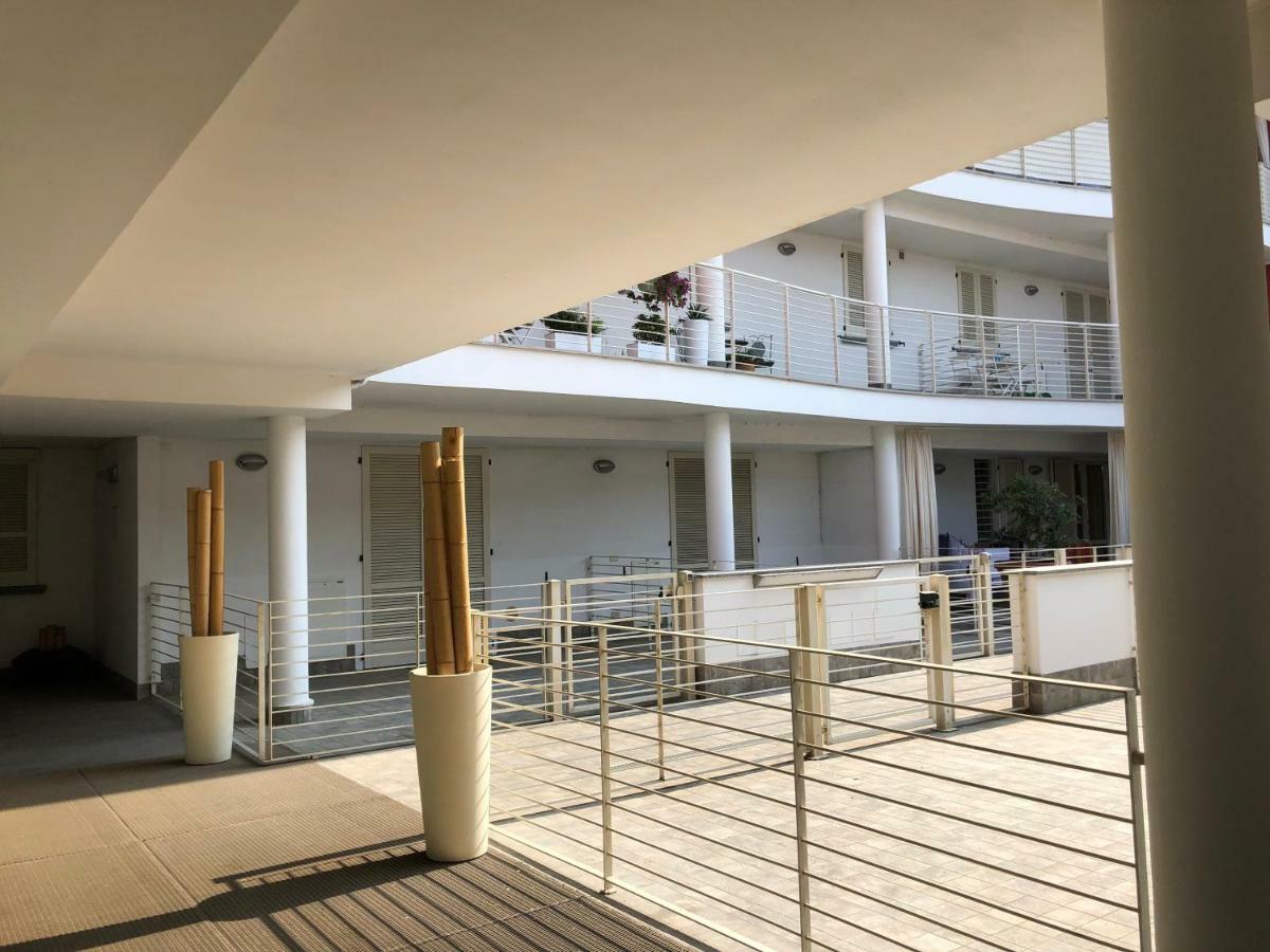 Senza Pensieri Residence Carlo Urbino Crema Bagian luar foto